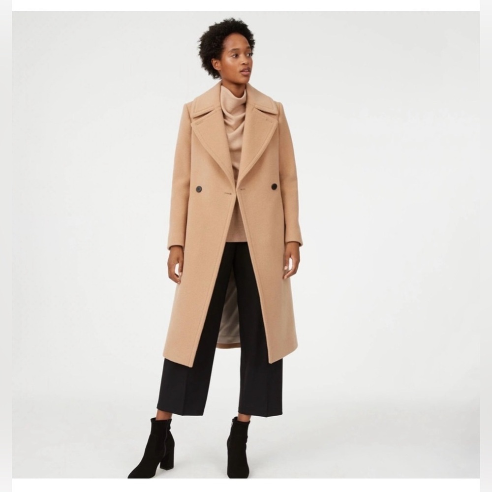 Club Monaco daylina wool coat in camel/ tan